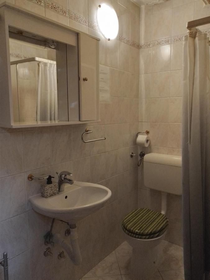 Guesthouse Koren At Winery Vipava Esterno foto