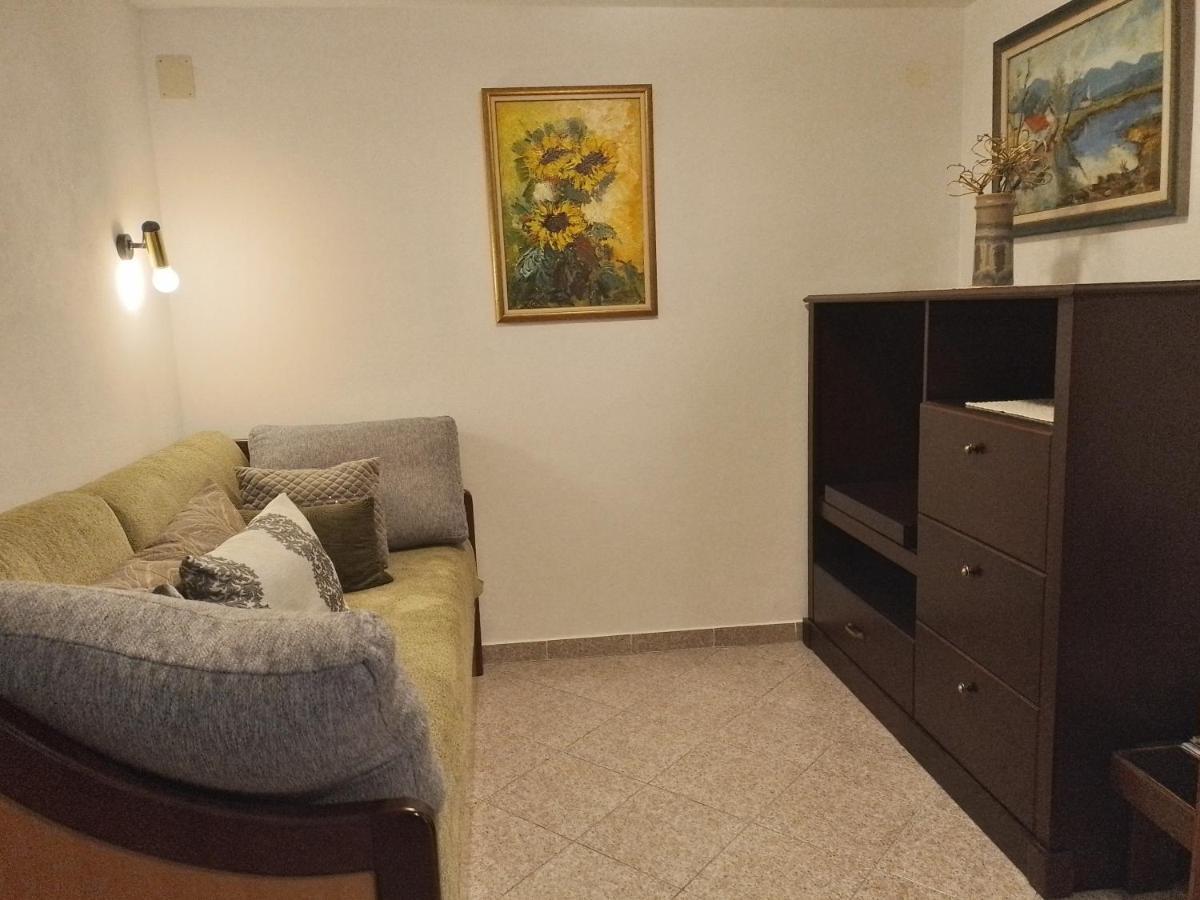 Guesthouse Koren At Winery Vipava Esterno foto